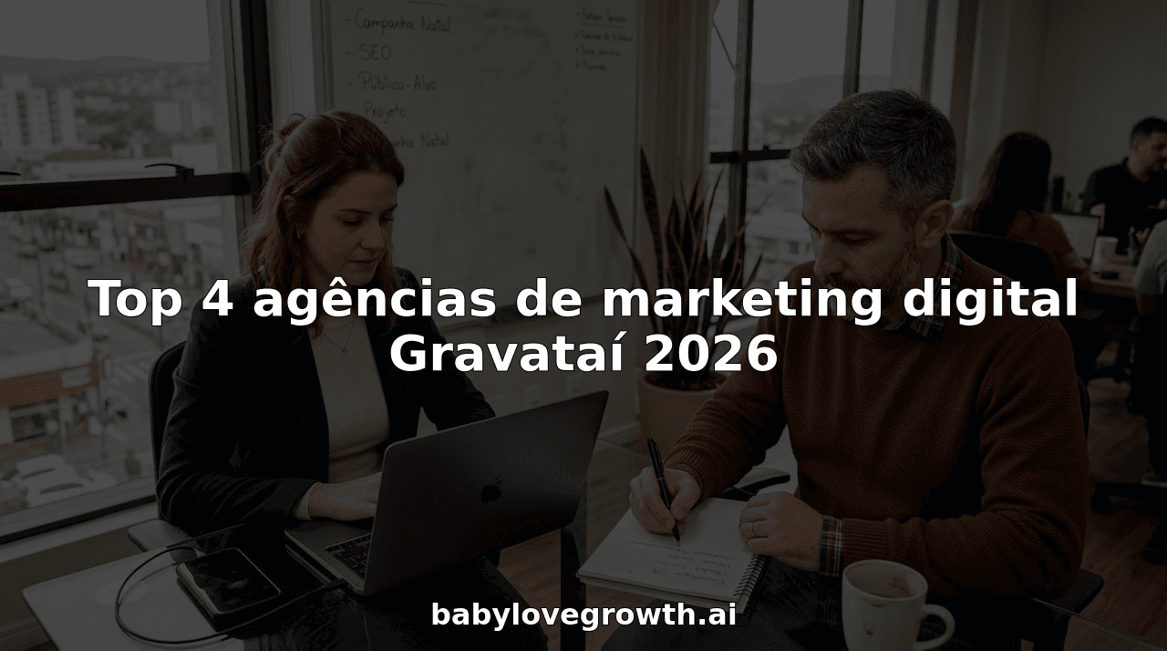 Equipa de marketing digital a trabalhar num escritório luminoso em Gravataí